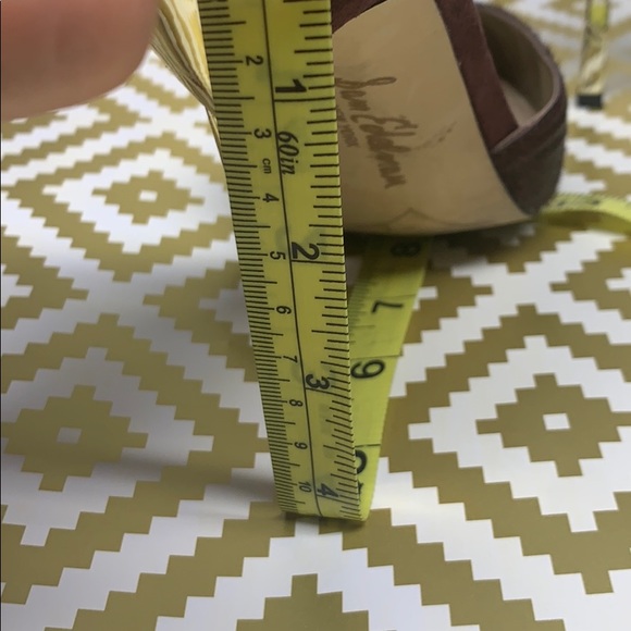 Women’s deep plum Sam Edelman heels - Picture 12 of 13